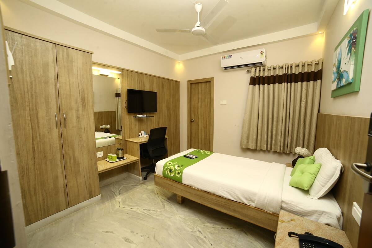 Standard Room, Non Smoking