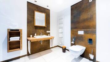 Comfort suite, privébadkamer | Badkamer | Handdoeken