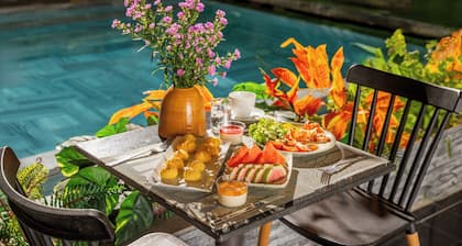 Lahome Boutique Villa and Apartment