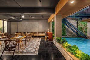 Lokale morgenmadsretter hver dag (75000 VND pr. person)