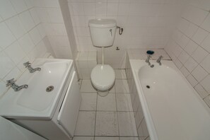 Classic-Apartment, 1 Doppelbett | Badezimmer