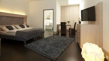 Apartment | Allergikerbettwaren, Minibar, Zimmersafe, Schreibtisch