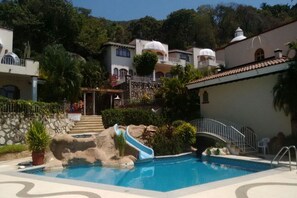 Piscina all'aperto