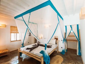 Deluxe-Zimmer, Poolblick