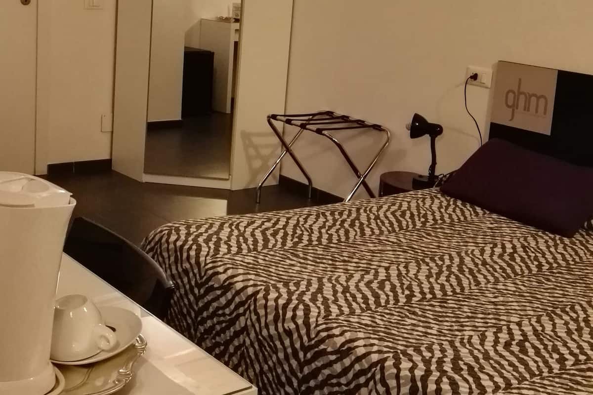 Chambre Double Ăconomique | Lits bĂ©bĂ© (gratuits), Wi-Fi gratuit