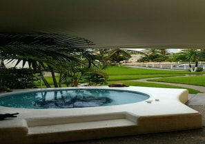 Unclassified image, 2 of 8, button - Alberca Sea Craft Vacacional 010 - Acapulco (Acapulco)
