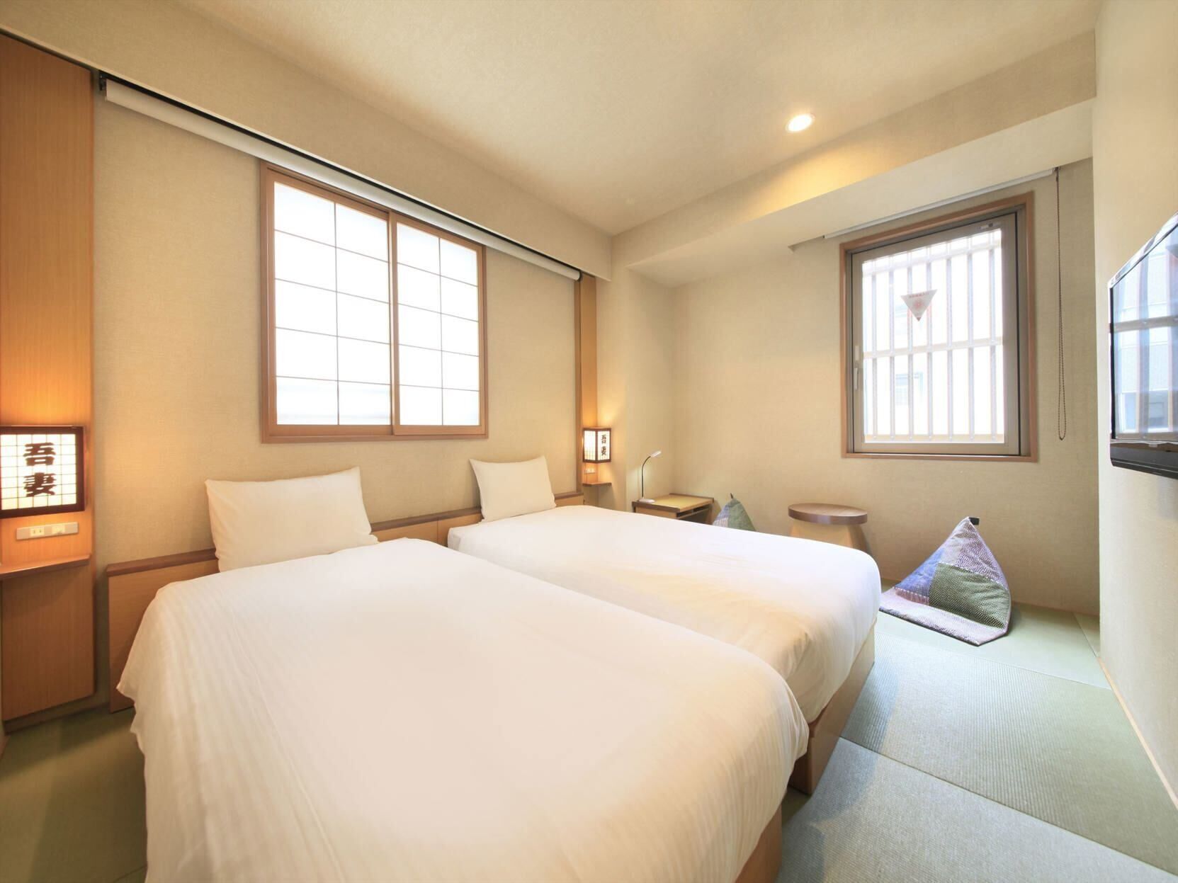 Premium bedding, memory foam beds, desk, free WiFi