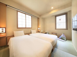 Sängtillbehör av högsta kvalitet, memory foam-madrasser och skrivbord