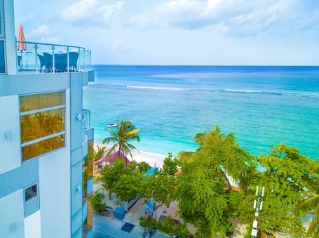 Fachada de la propiedad