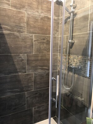 Bathroom amenities - La Villa Rochette (Forges-les-Bains)