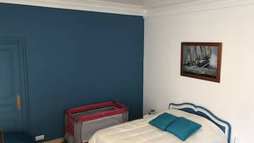 ์๋ฆฌํธ ๋๋ธ๋ฃธ, ์ ์ ์ ๋ง | ๊ณ ๊ธ ์นจ๊ตฌ, ๋ฏธ๋๋ฐ, ๊ฐ๊ฐ ๋ค๋ฅธ ์คํ์ผ์ ์ธํ
๋ฆฌ์ด, ๊ฐ๊ฐ ๋ค๋ฅด๊ฒ ๊ฐ๊ตฌ ๋น์น