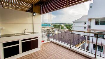 1-Bedroom Apartment | Balkong