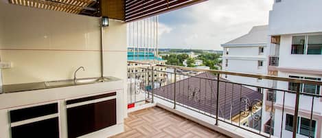 1-Bedroom Apartment | Balcon