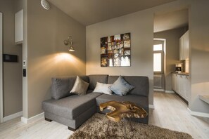 Luxury Apartment, 1 Bedroom | Living area