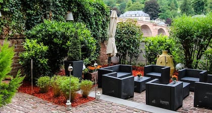 BS Luxury Apartment