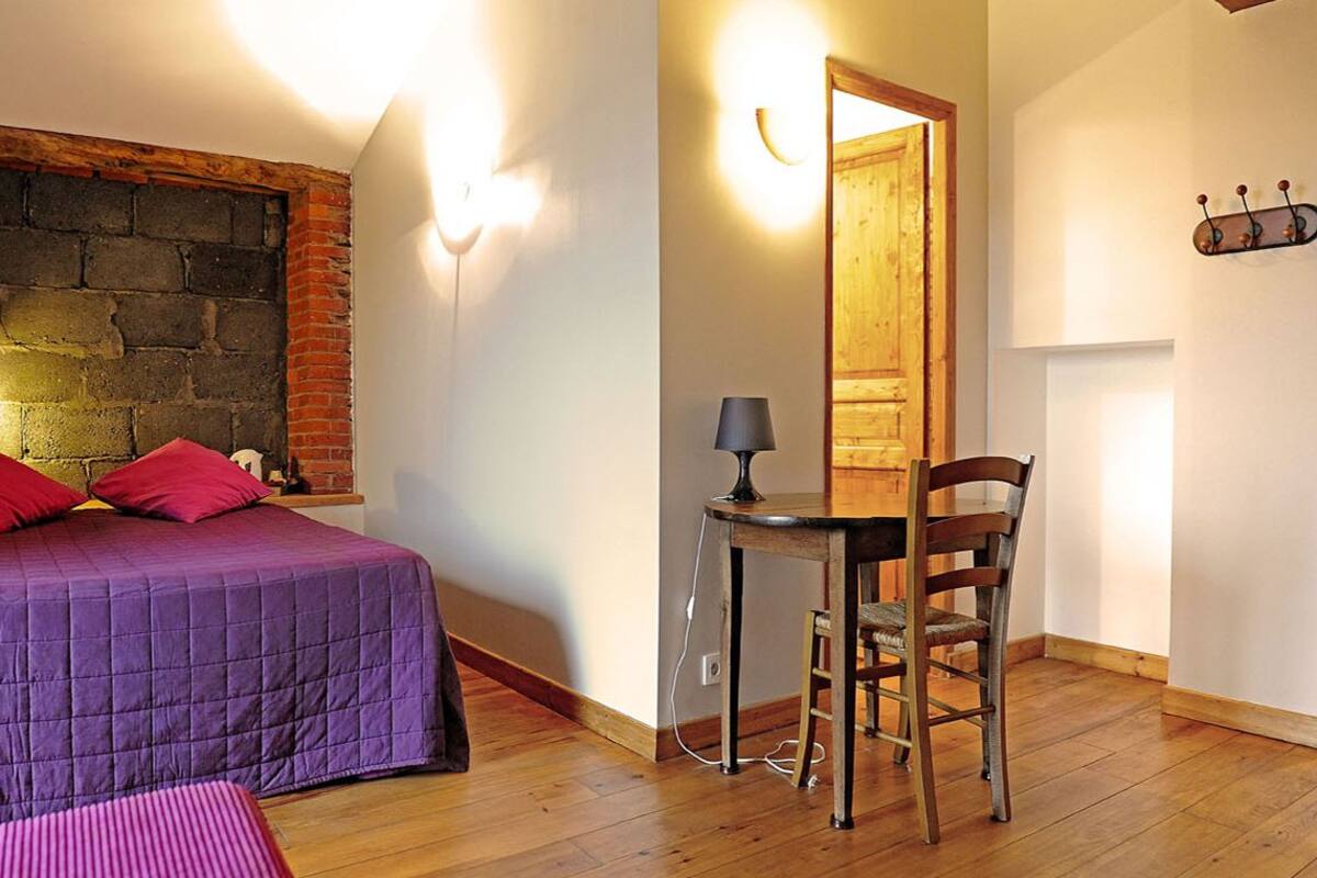 Room (La Romantique) | Individually decorated, individually furnished