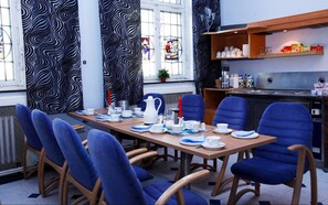 Daily buffet breakfast (EUR 7.5 per person)