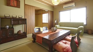 Japanese Style Private Vacation Home | Living area - HANAFUJI ANNEX (Kyoto)