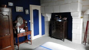 Double Room | Room amenity - Le Prieuré (Montsoreau)
