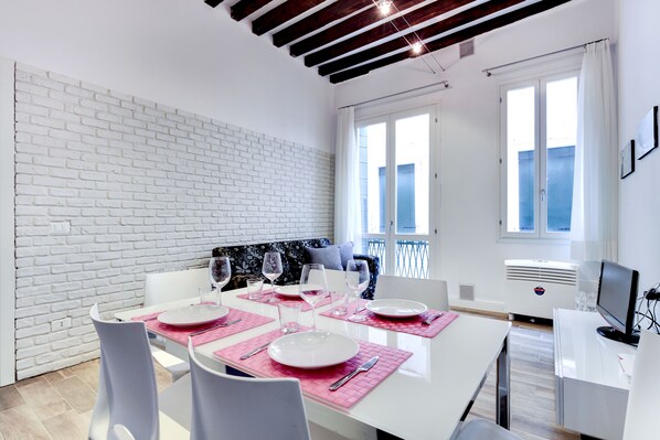 Apartment, 2 Bedrooms | Free WiFi - Casanova (Venice)