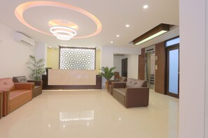 Lobby - Holy Inn (Sylhet)