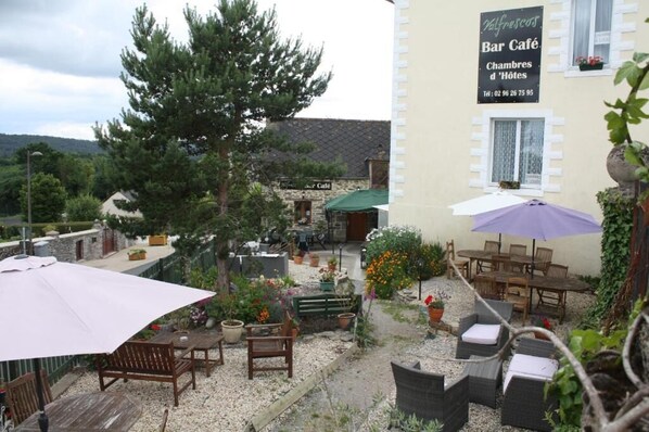 Cafe