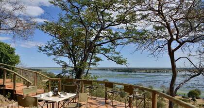 Muchenje Safari Lodge