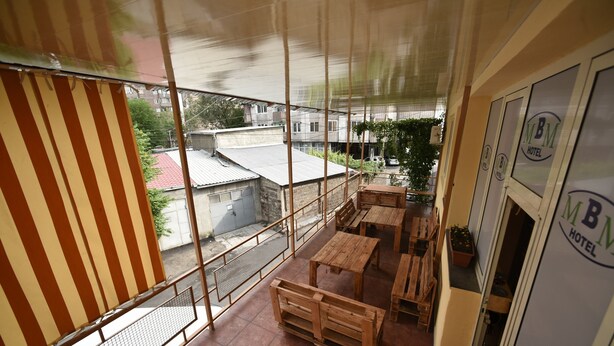 Terrace/patio - MBM Hotel Yerevan (Yerevan)