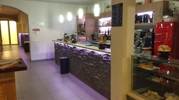 Bar (in der Unterkunft)