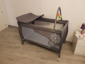 Familiekamer | Een bureau, extra bedden (toeslag), gratis wifi
