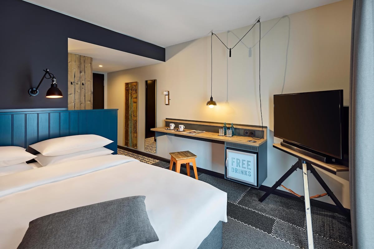 Deluxe-rum - 1 queensize-säng | Egyptiska bomullslakan, sängtillbehör av högsta kvalitet och duntäcken