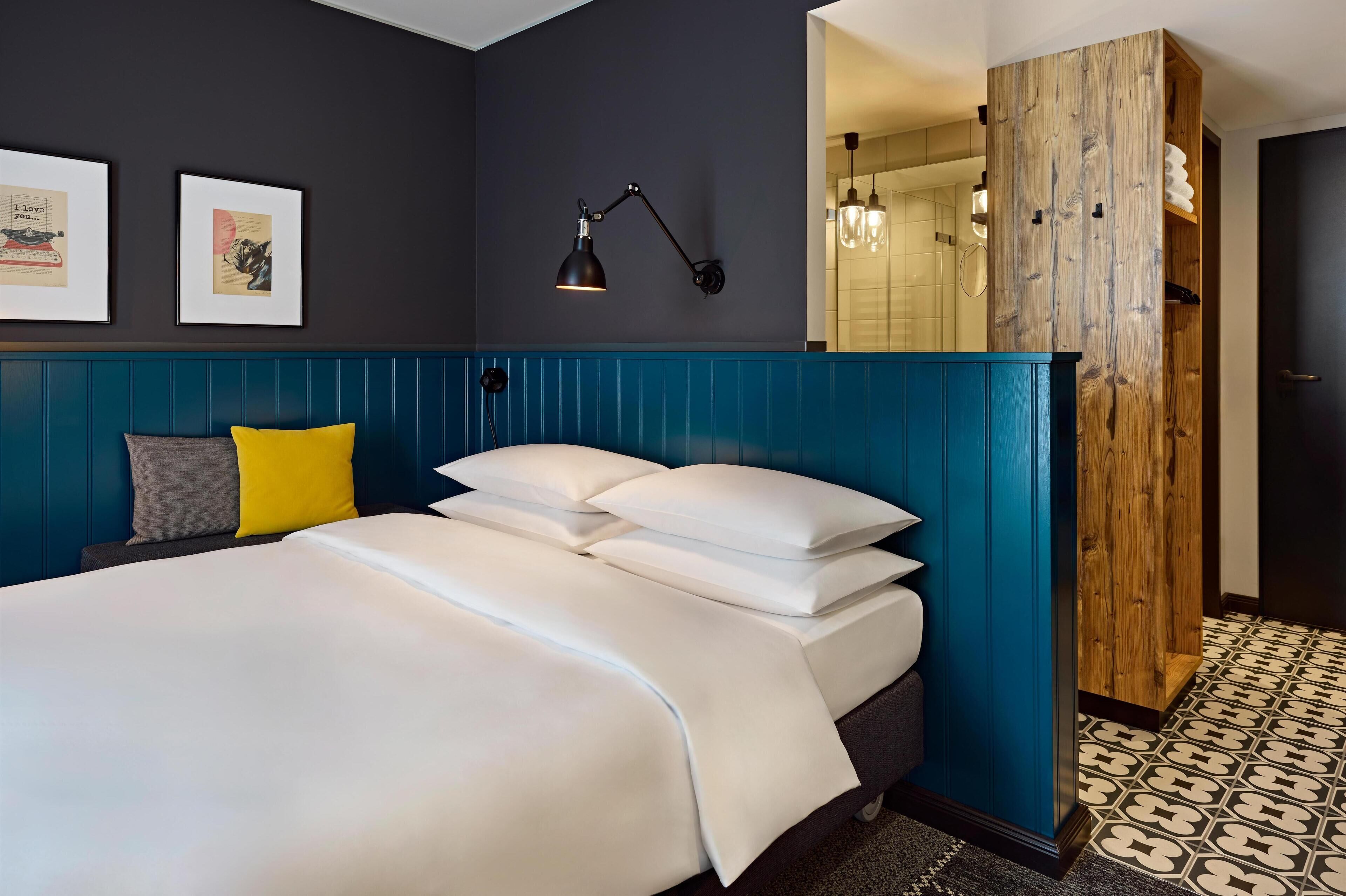 Egyptian cotton sheets, premium bedding, down duvets, pillow-top beds