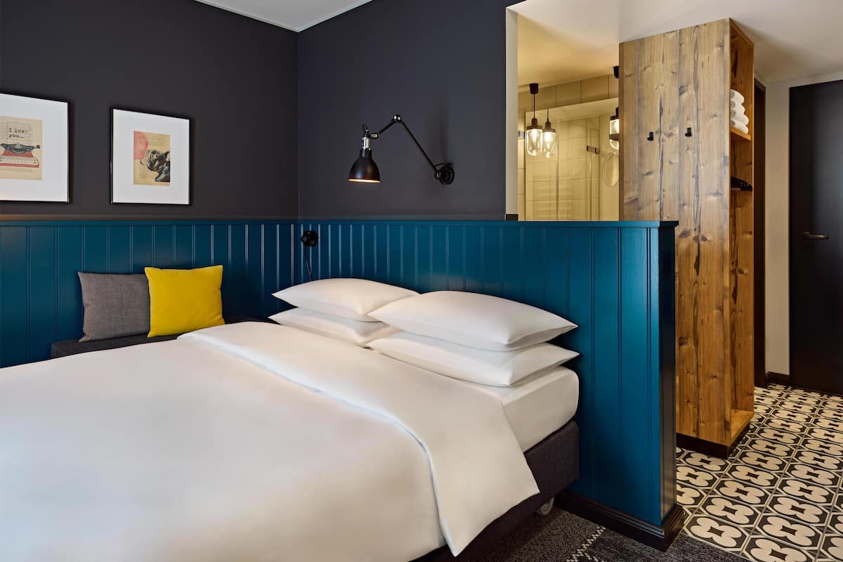 Rum - 1 kingsize-säng | Egyptiska bomullslakan, sängtillbehör av högsta kvalitet och duntäcken