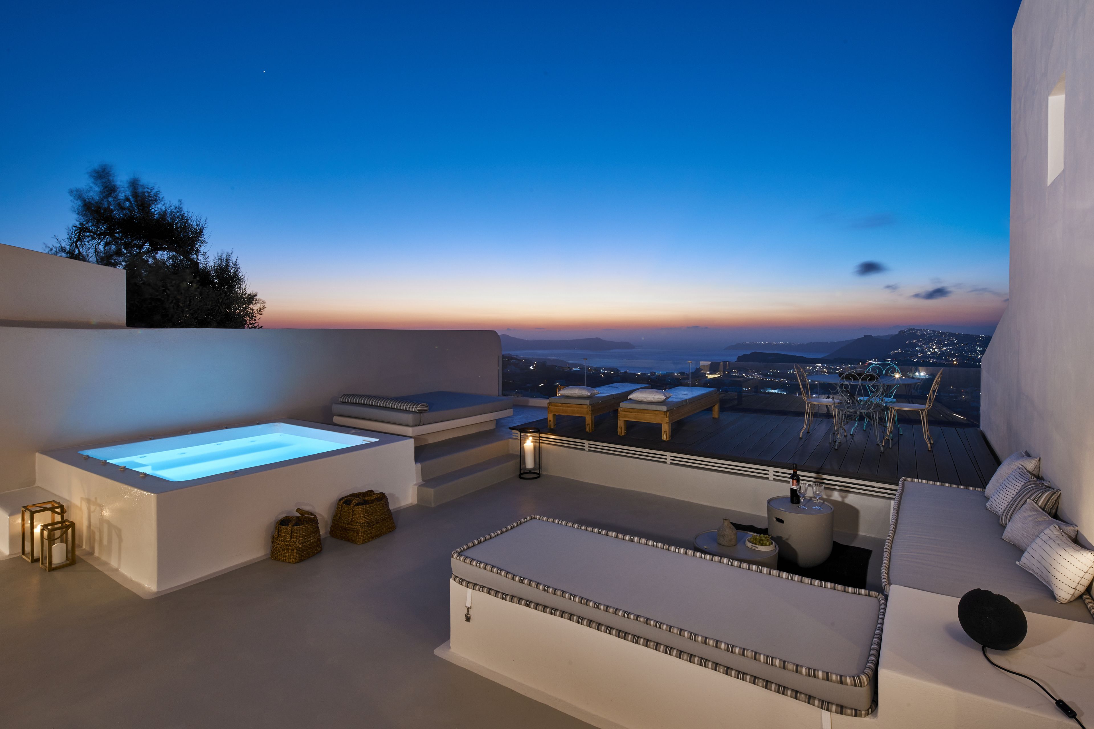 Photo - White & Co. La Torre Suites