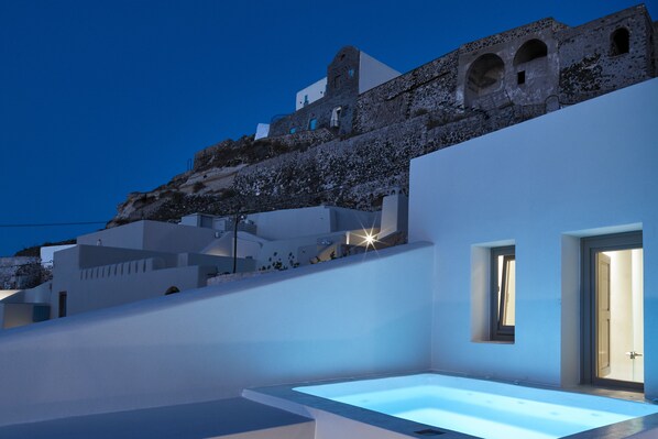 Terrace/patio - White and Co. La Torre Suites (Santorini)