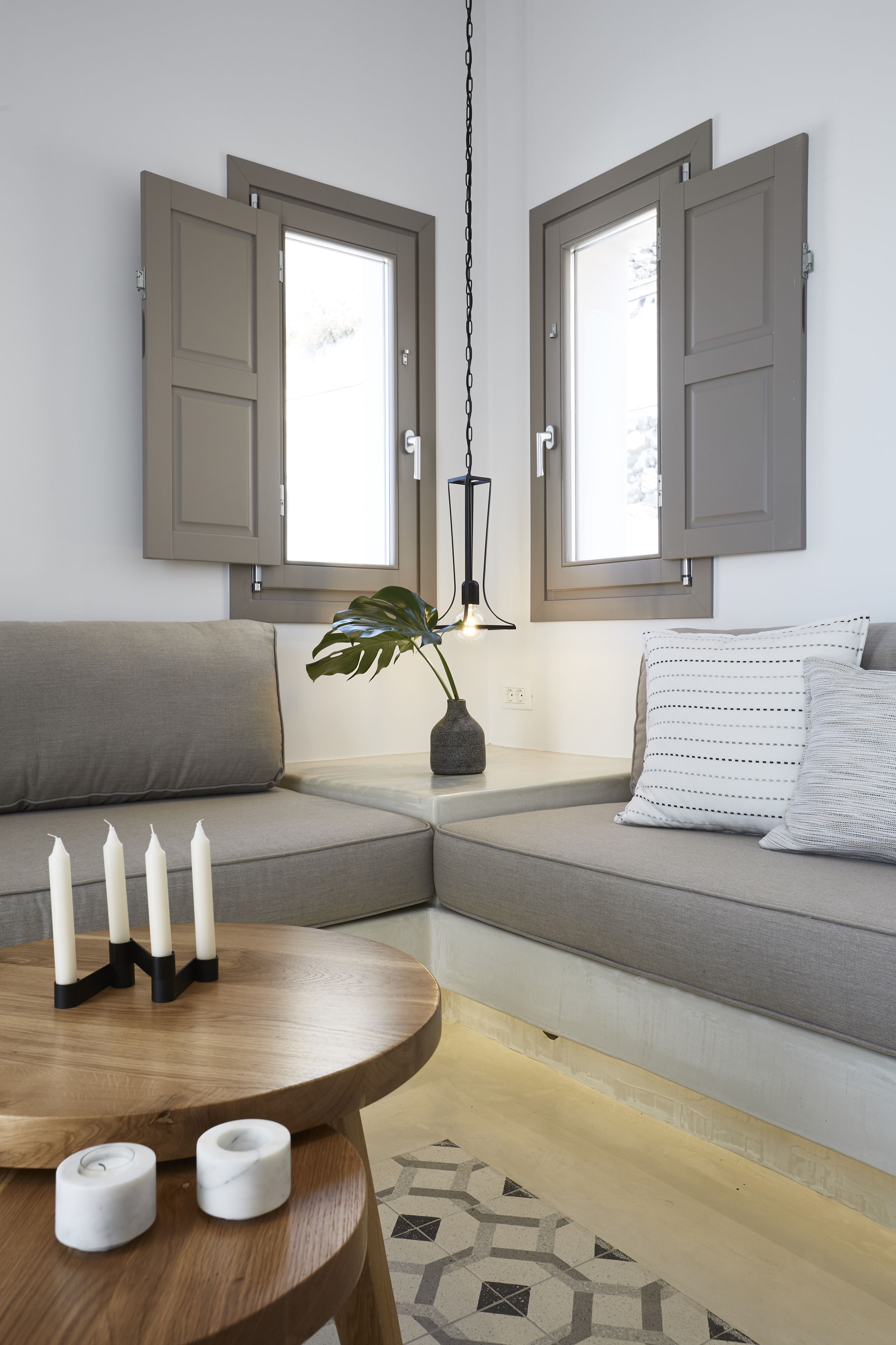Photo - White & Co. La Torre Suites