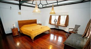 Double Room, 1 Bedroom, Park View | 1 bedroom, premium bedding, desk, iron/ironing board - Kiloran House (Nairobi)