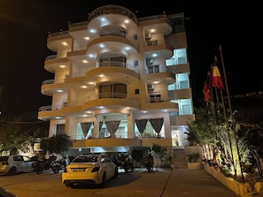 View from property - Hotel Oskar (Sarandë)