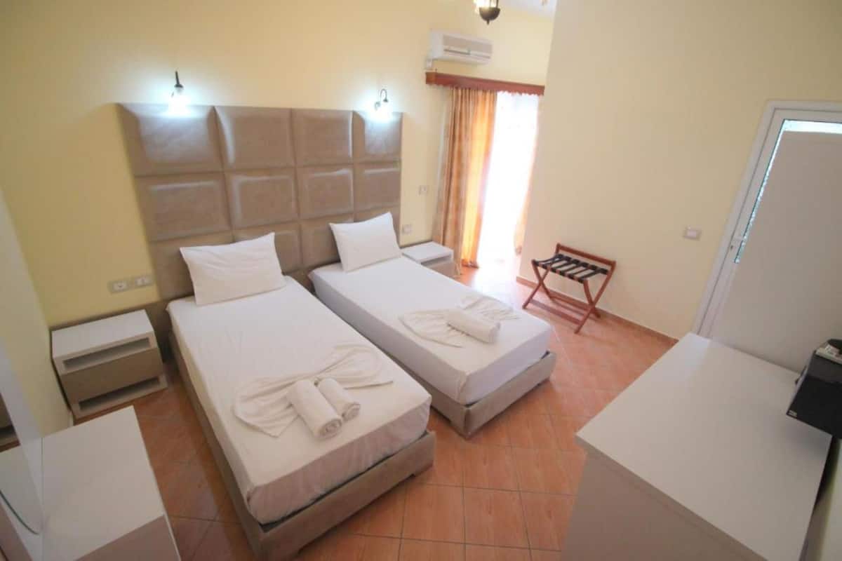 In-room safe, desk, soundproofing, iron/ironing board
