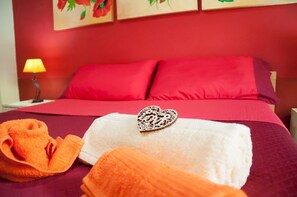 Habitación Deluxe doble | 1 dormitorio, cortinas opacas, wifi gratis y ropa de cama