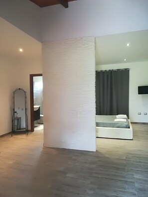 Quadruple Room, Garden Area | Desk, cots/infant beds, free WiFi