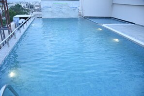 Piscine couverte