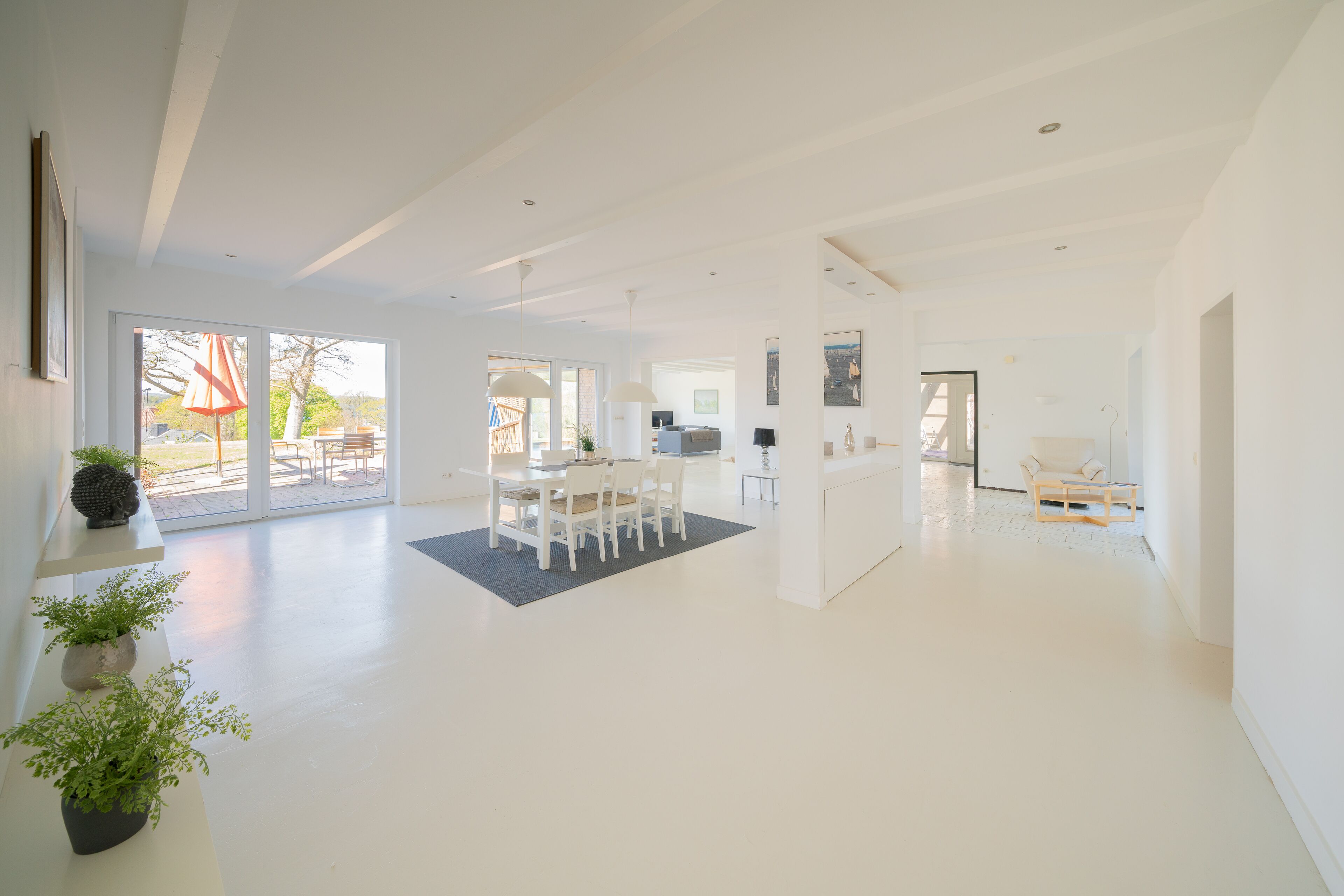 Căn hộ Deluxe (10) | Khu vực ăn uống tại phòng