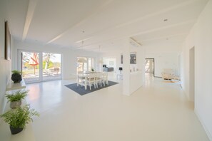 디럭스 아파트 (10) | 객실 내 식사 공간