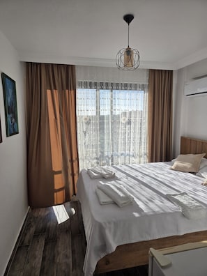 Minibar, free WiFi, bed sheets - Caretta Pansiyon (Kas)