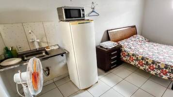 1 quarto, Wi-Fi de cortesia, roupa de cama