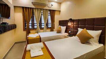 Iron/ironing board, free WiFi