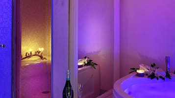 Behandlingsrum til par, boblebad, dampbad, massagebehandlinger