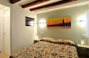 Appartement, 1 chambre | 1 chambre, fer et planche à repasser, lit de bébé (supplément)