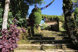 Basic Quadruple Room | Garden view - Annapurna Eco Village (Pokhara)